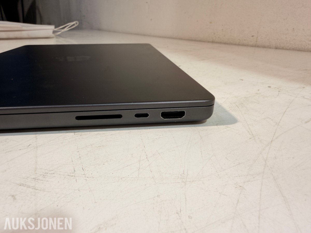 2025 Apple MacBook Pro 14 tommer M4 Pro 24GB/512GB