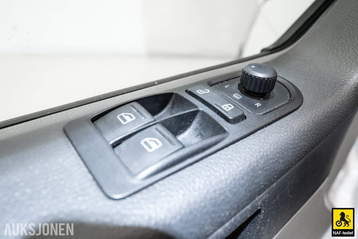 2012 Volkswagen TRANSPORTER 2.0 TDI 140HK 4MOTION LANG HENGERFESTE VARMER INNREDNING