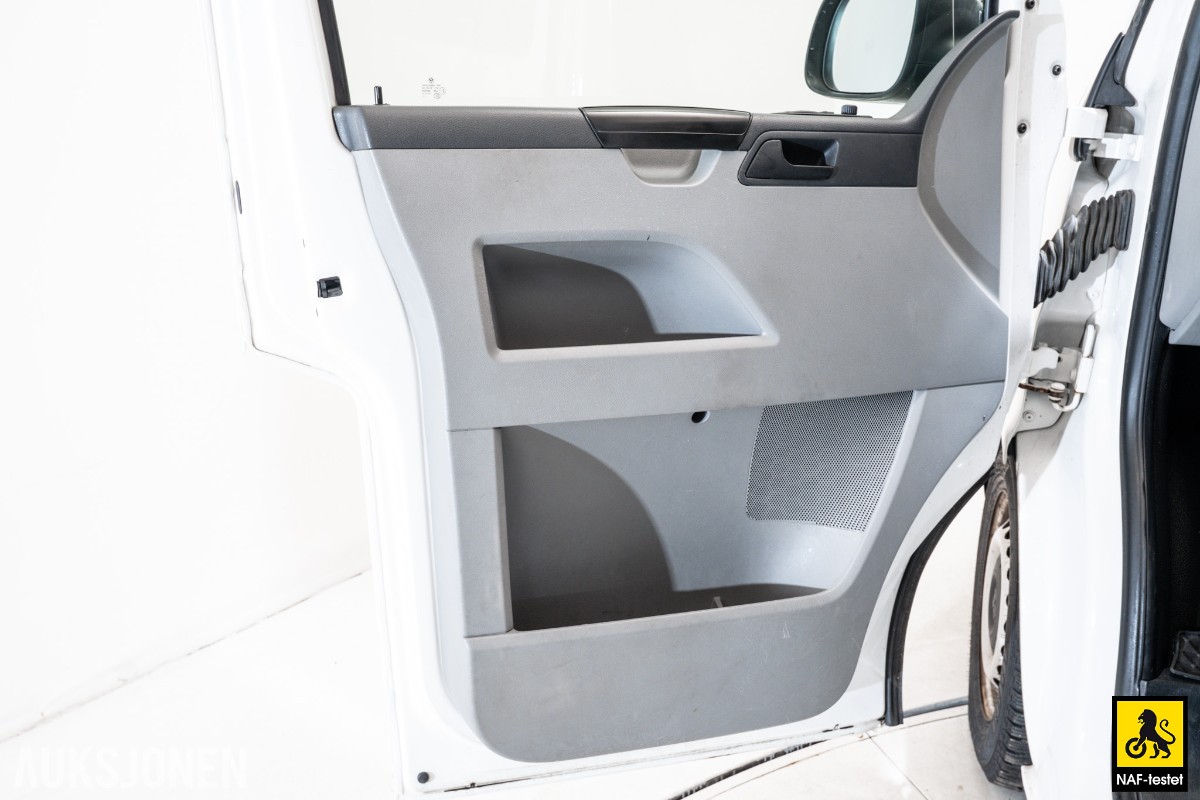 2014 Volkswagen TRANSPORTER 2.0 TDI 140HK 4MOTION HENGERFESTE VARMER INNREDNING