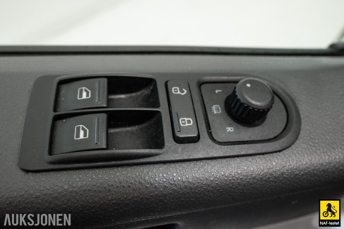 2014 Volkswagen TRANSPORTER 2.0 TDI 140HK 4MOTION HENGERFESTE VARMER INNREDNING