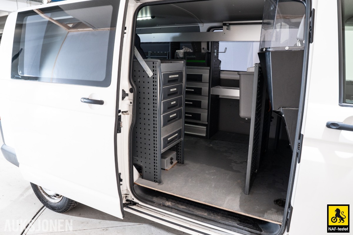 2014 Volkswagen TRANSPORTER 2.0 TDI 140HK 4MOTION HENGERFESTE VARMER INNREDNING