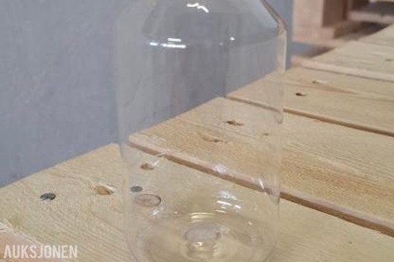 2022 Ramson Packaging 300 ml PET flasker - 26 euro paller med 3808 pr pall - Totalt 99 008 stk flasker. 