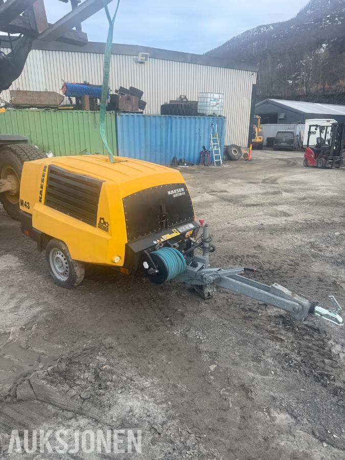 2015 Atlas Copco M43PE Kompressor med lite timer.