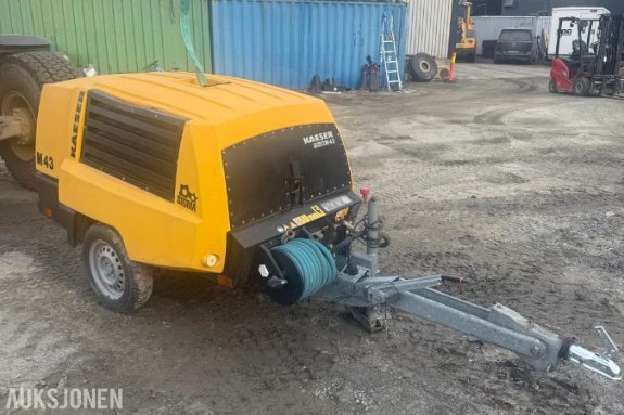 2015 Atlas Copco M43PE Kompressor med lite timer.