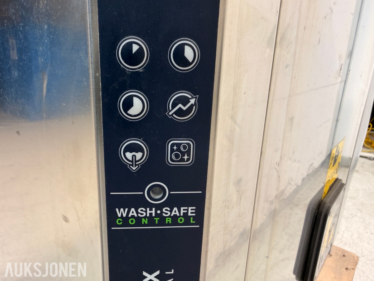 2022 Electrolux Professional EHT8 hetteoppvaskmaskin 400V 3FAS 80 kurver/time