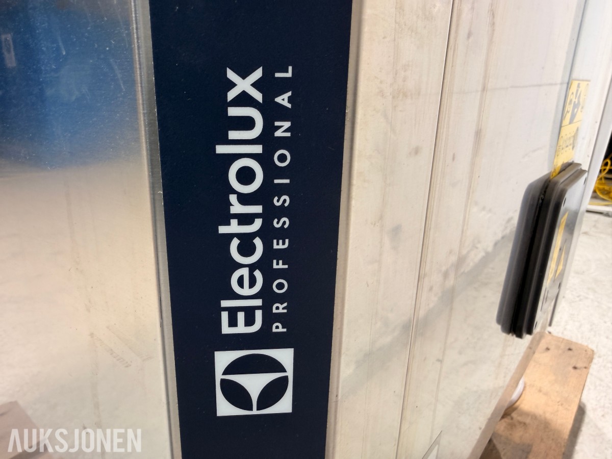 2022 Electrolux Professional EHT8 hetteoppvaskmaskin 400V 3FAS 80 kurver/time