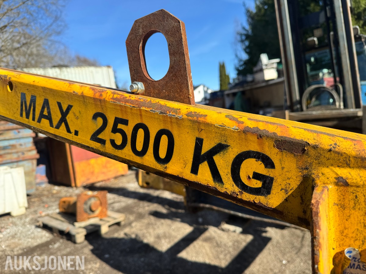 2015 Pallegafler til kranløft 2500kg