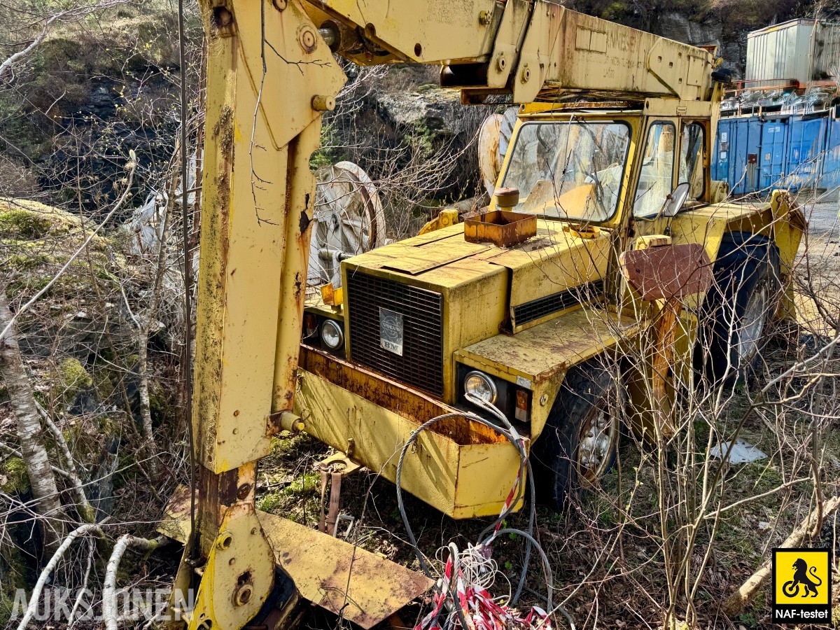 1977 Moelven MK 698 Kran