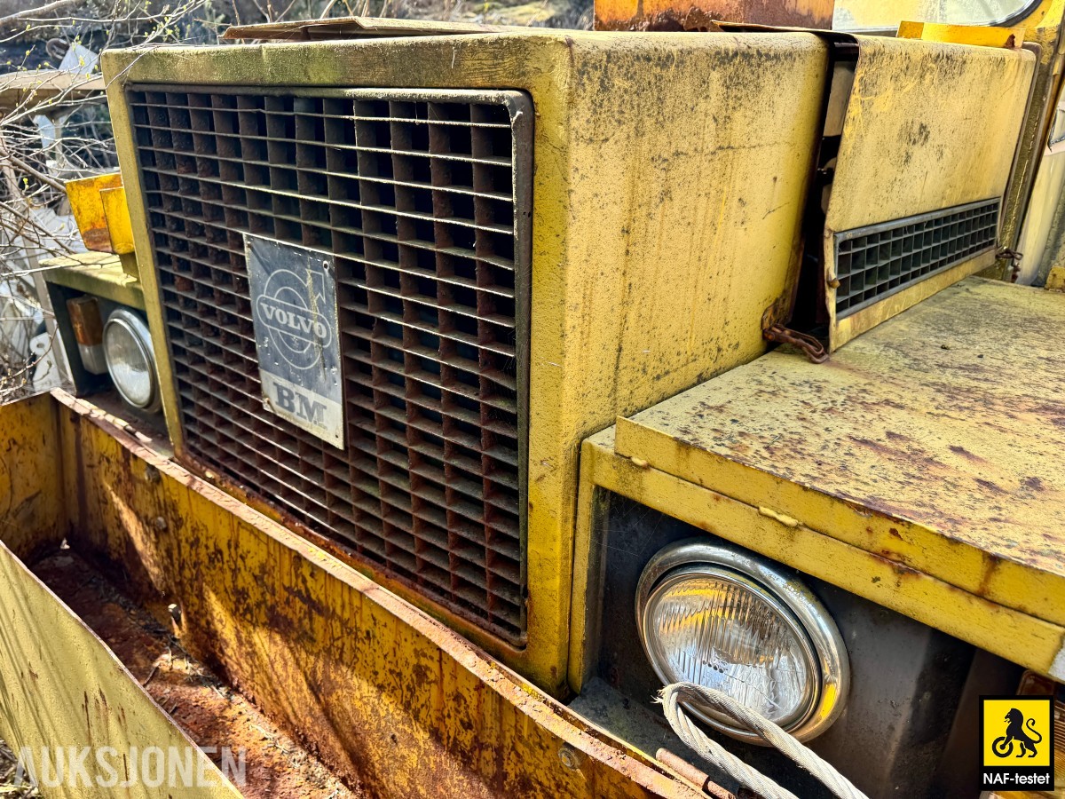 1977 Moelven MK 698 Kran