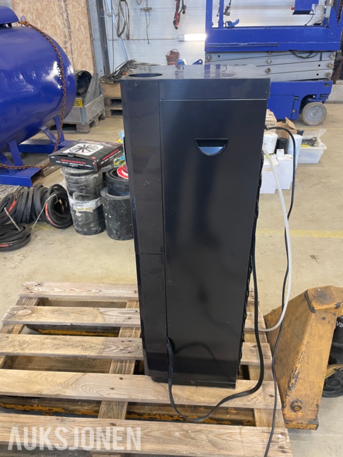 2025 B3 kald/varm/CO2 vanndispenser - Lindbak