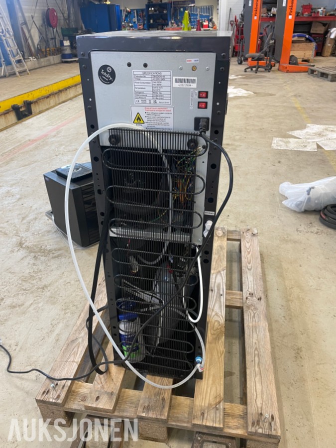 2025 B3 kald/varm/CO2 vanndispenser - Lindbak