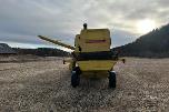 1983 New Holland 8040 Skurtresker – 12 fot skjærebord / halmkutter