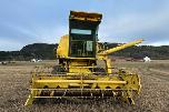 1983 New Holland 8040 Skurtresker – 12 fot skjærebord / halmkutter