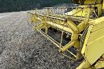 1983 New Holland 8040 Skurtresker – 12 fot skjærebord / halmkutter
