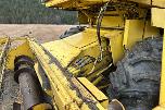 1983 New Holland 8040 Skurtresker – 12 fot skjærebord / halmkutter