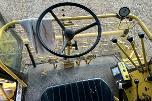 1983 New Holland 8040 Skurtresker – 12 fot skjærebord / halmkutter