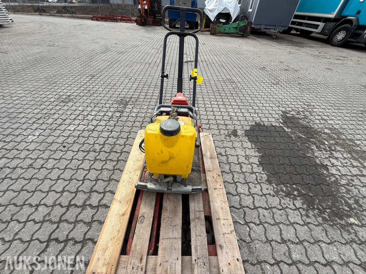 2023 Vibroplate AP1850we m/vann