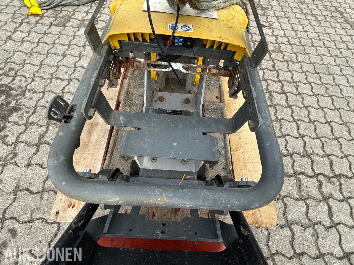 2023 Vibroplate AP1850we m/vann