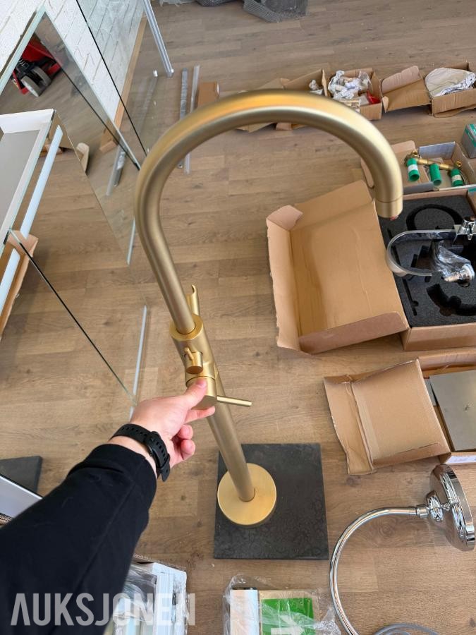 Eksklusivt baderomsutstyr: Hansgrohe, Axor, Dornbracht, Grohe, VikingBad m.m.