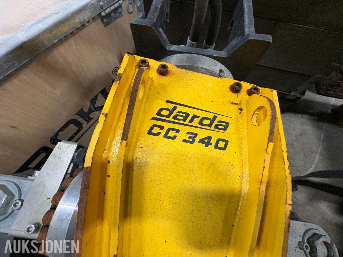 2023 Brokk 110 rivningsrobot med pigghammer, betongsaks og klype