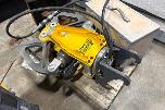2023 Brokk 110 rivningsrobot med pigghammer, betongsaks og klype
