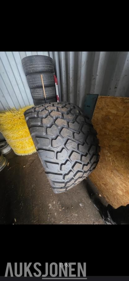 1900 Michelin 600/50R 22.5