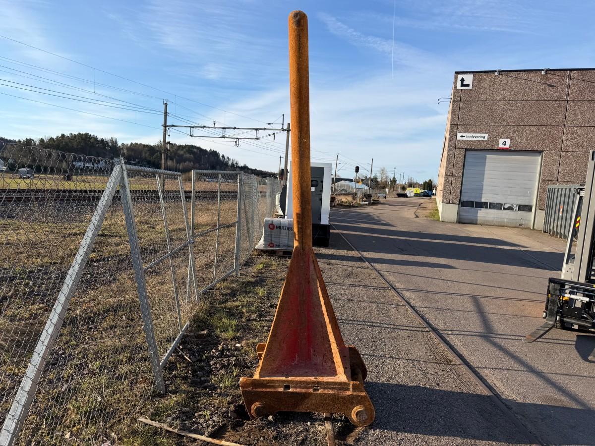 Rensepigg med S feste ca 290 cm