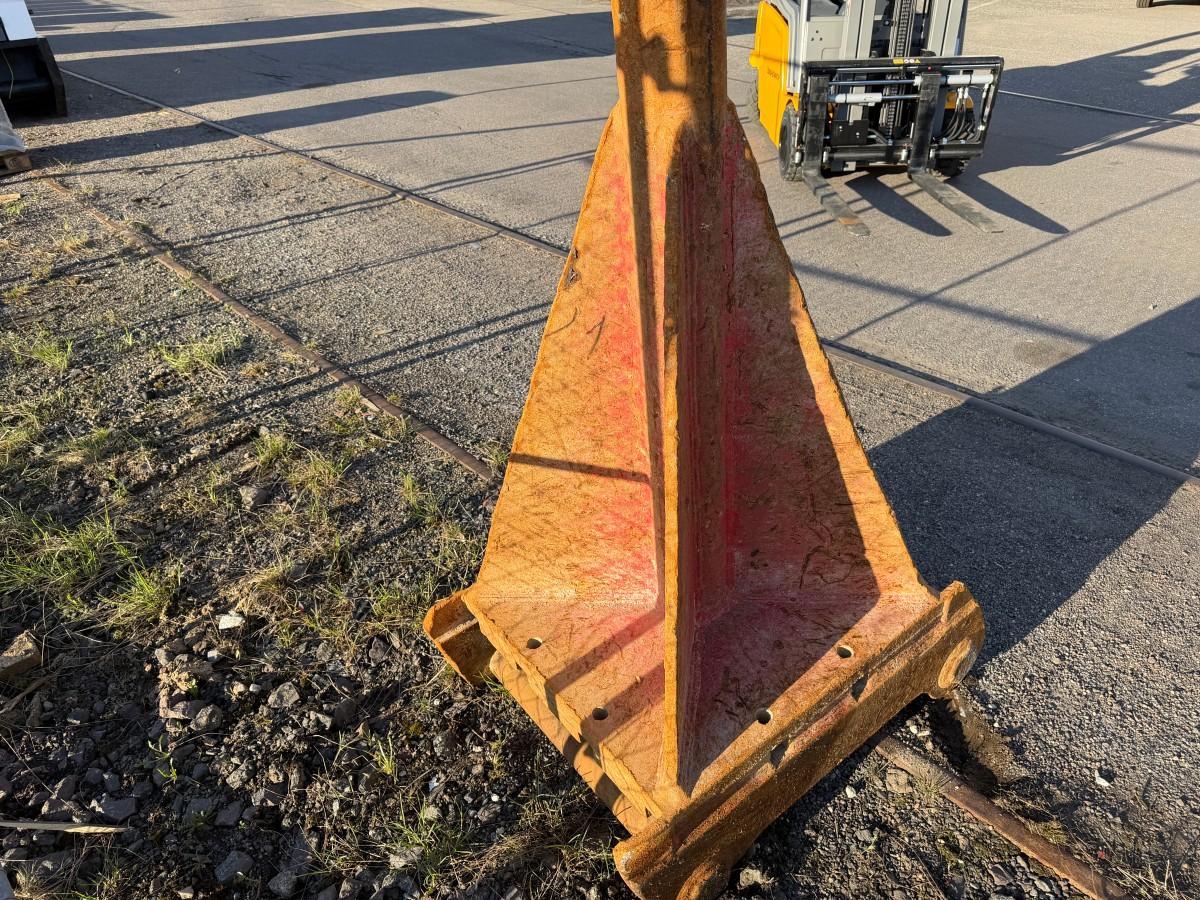 Rensepigg med S feste ca 290 cm