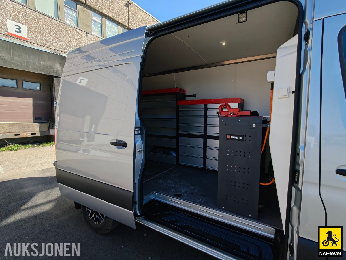 2025 Mercedes-Benz Sprinter NYBILGARANTI HENGERFESTE INNREDNING KAMERA ADAPTIV CRUISE