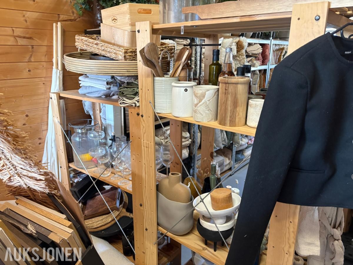 KOMPLETT INTERIØRPAKKE FOR BOLIGSTYLING – SELGES SAMLET
