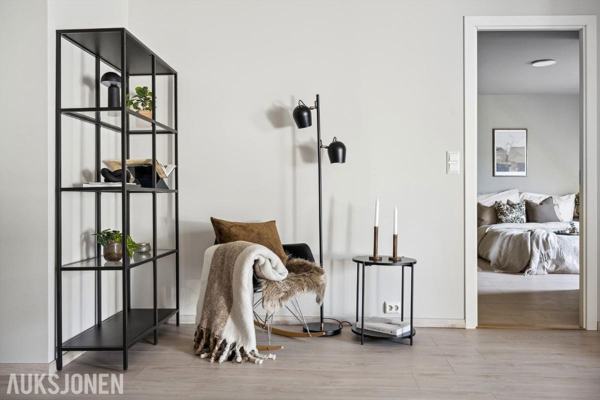 KOMPLETT INTERIØRPAKKE FOR BOLIGSTYLING – SELGES SAMLET