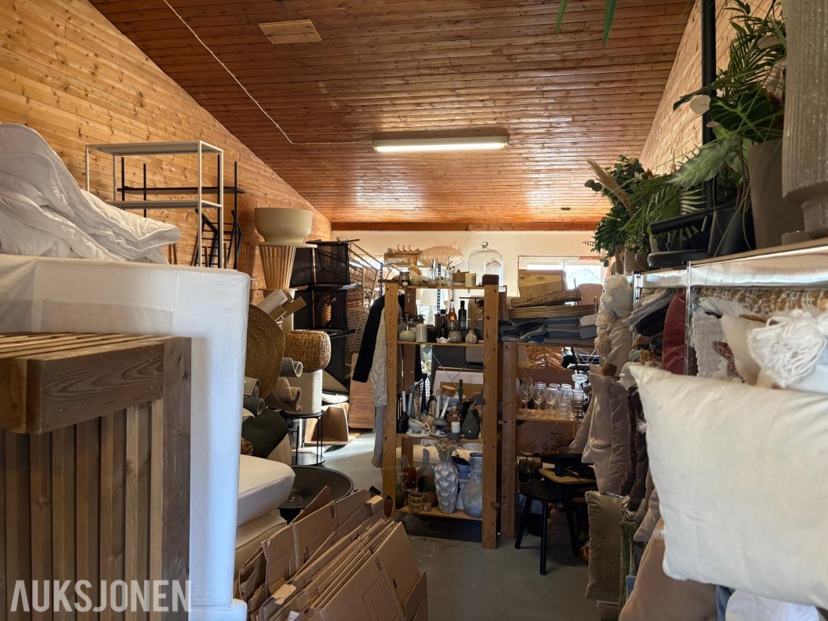 KOMPLETT INTERIØRPAKKE FOR BOLIGSTYLING – SELGES SAMLET