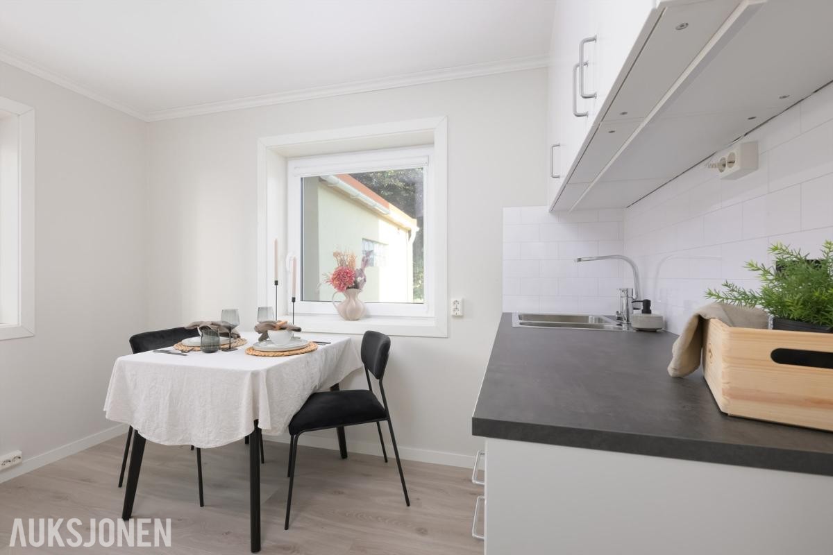 KOMPLETT INTERIØRPAKKE FOR BOLIGSTYLING – SELGES SAMLET