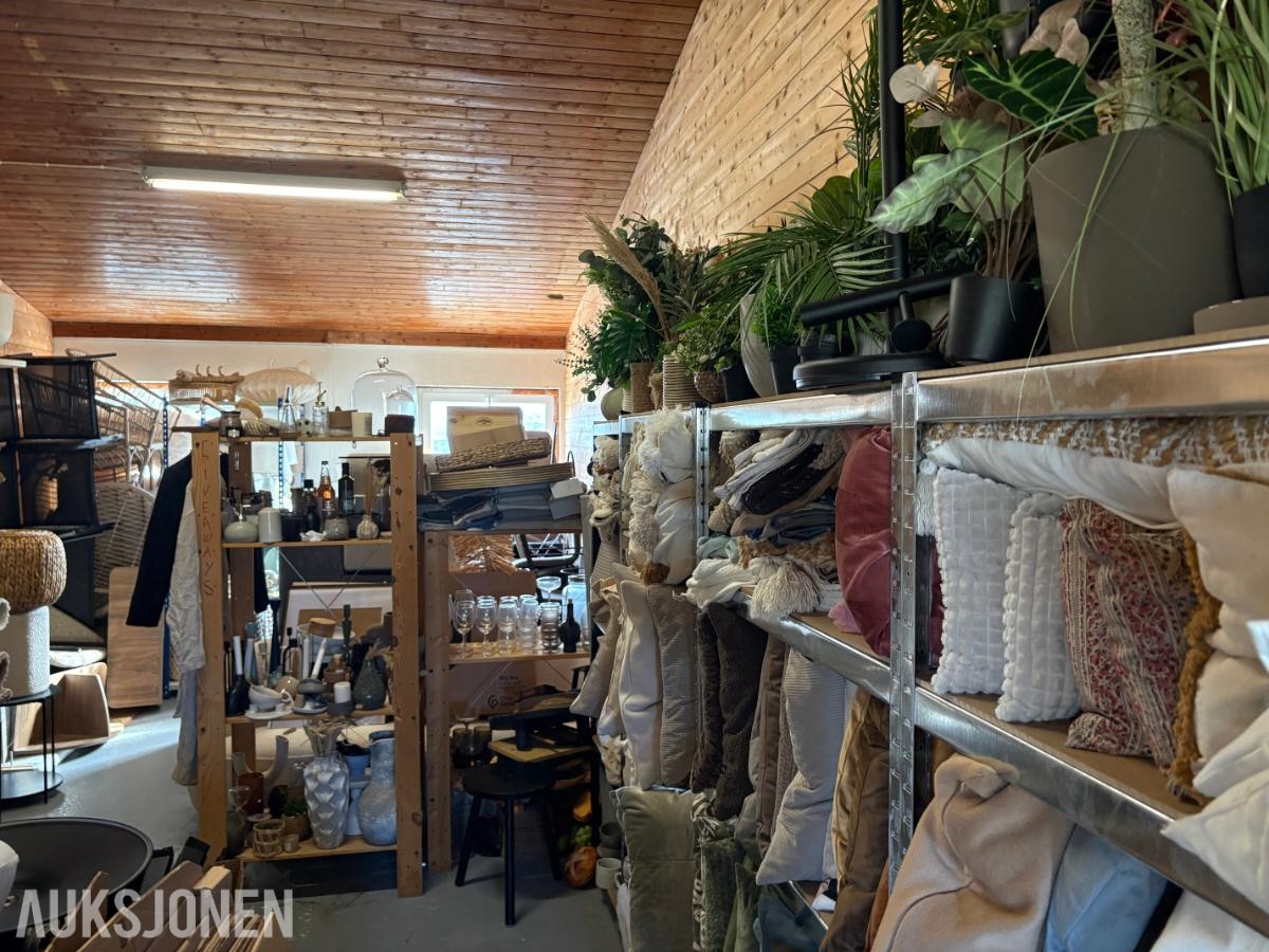 KOMPLETT INTERIØRPAKKE FOR BOLIGSTYLING – SELGES SAMLET