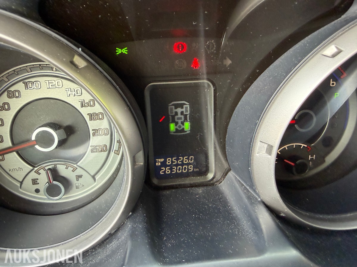 2010 Mitsubishi PAJERO 3.2-200 D 4WD