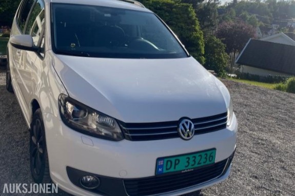 2014 Volkswagen Touran 1.6 105hk  highline automat cruisekontroll s+v dekk  eu ok 06.2027