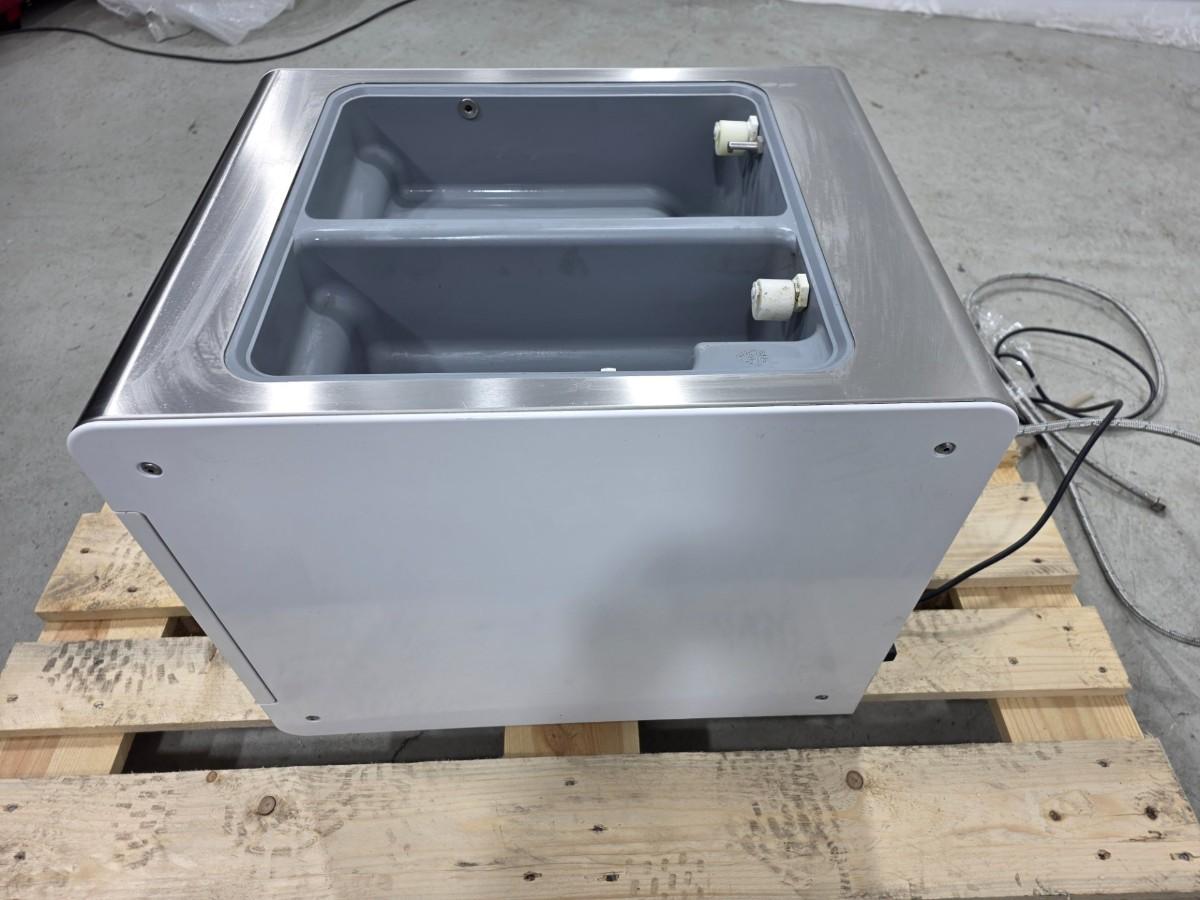 Getinge Quadro Avanti autoklav – 230V, 2200W (2012)