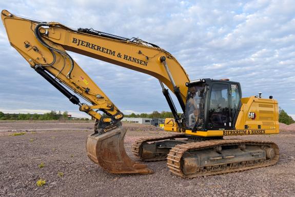 2025 Gravemaskin CAT 330 07F - GPS, To-kam, Webasto ++
