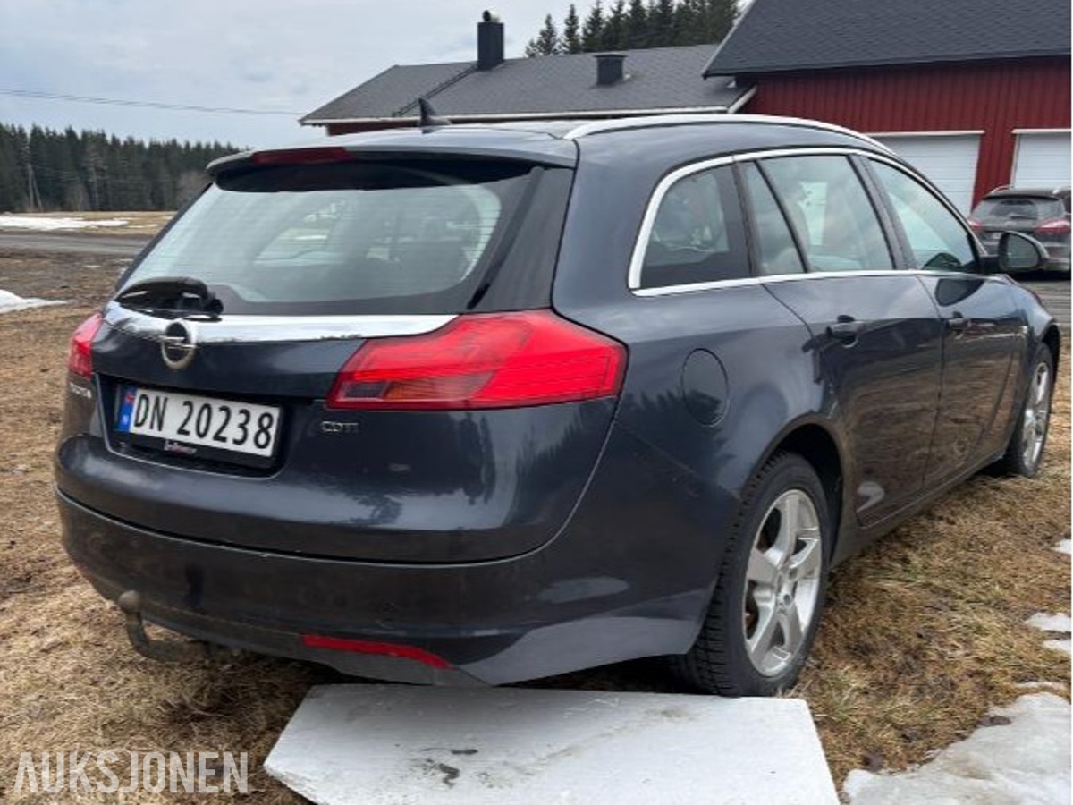 2009 Opel Insignia 2.0 diesel 110hk reparasjonsobjekt 