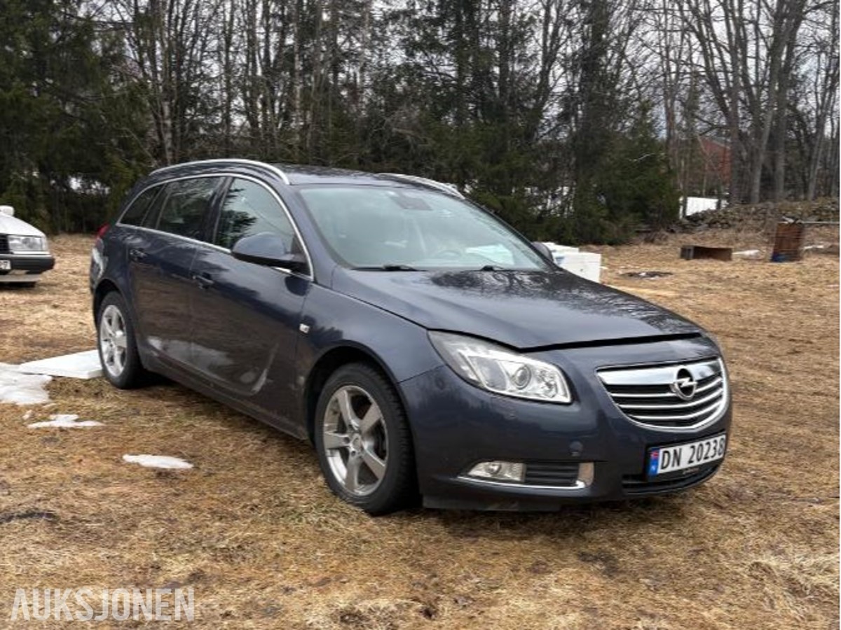 2009 Opel Insignia 2.0 diesel 110hk reparasjonsobjekt 