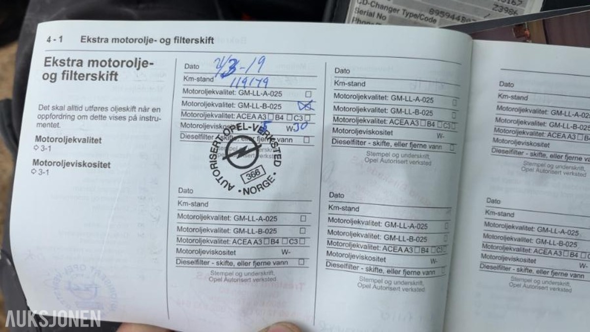 2009 Opel Insignia 2.0 diesel 110hk reparasjonsobjekt 