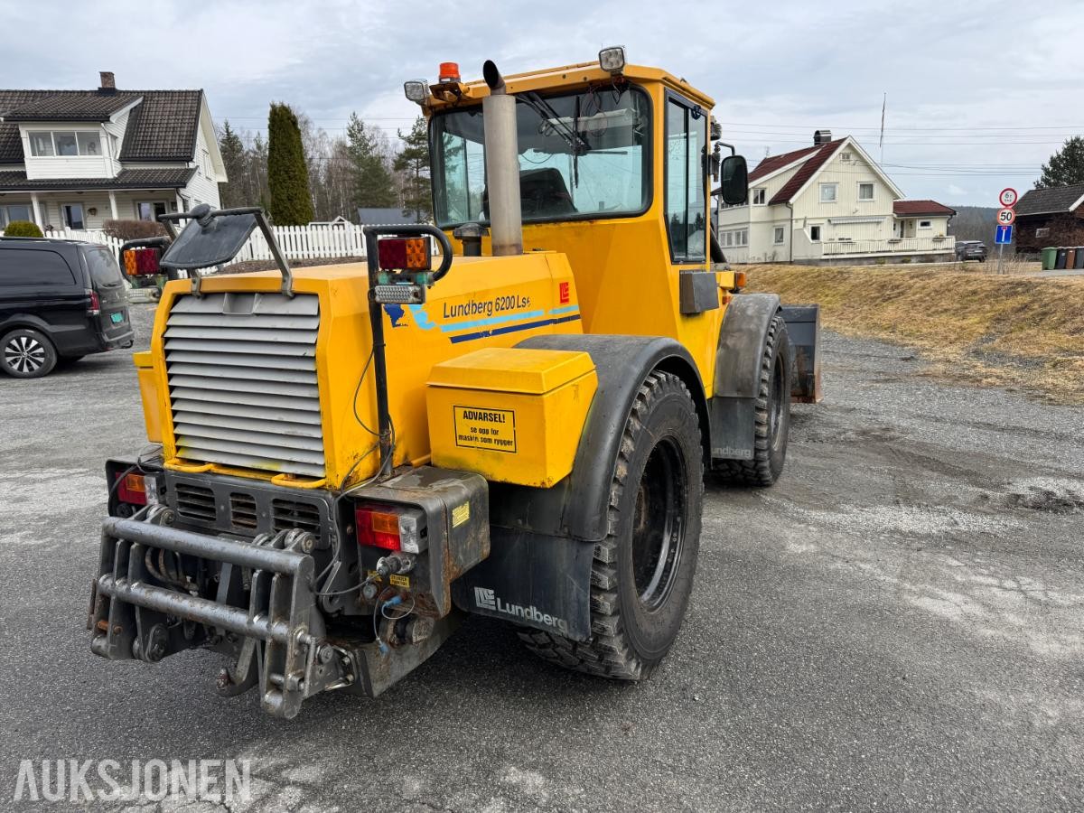 2005 Lundberg 6200 LSE hjullaster med skuffe