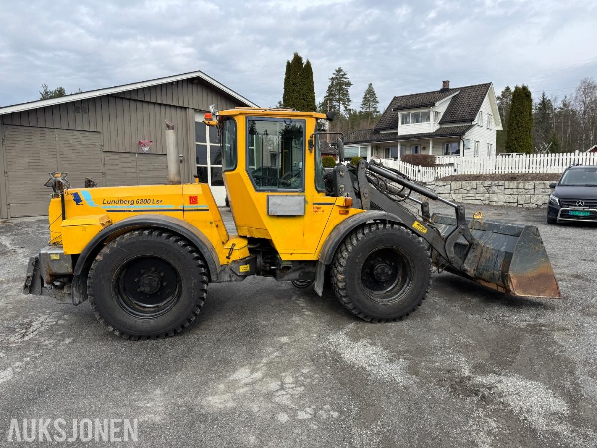 2005 Lundberg 6200 LSE hjullaster med skuffe