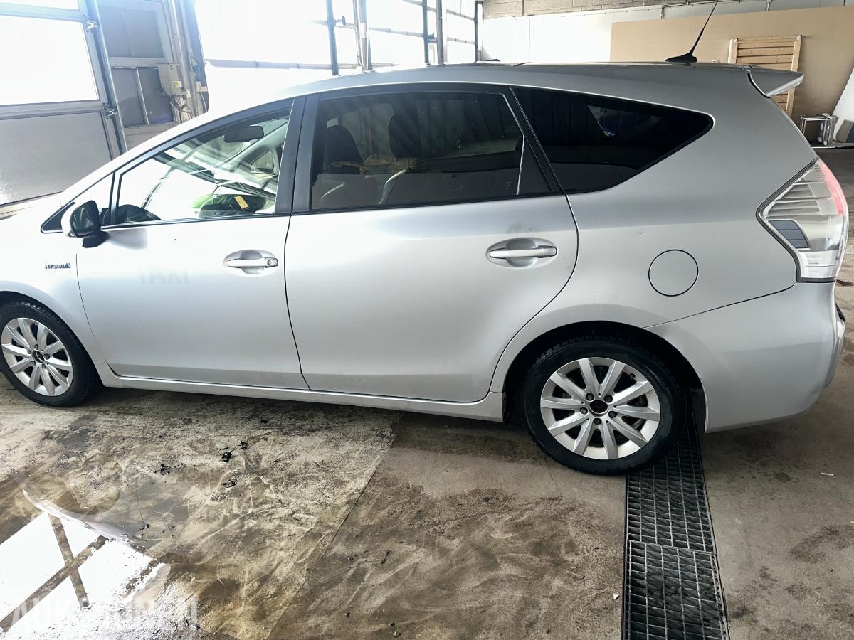 2015 Toyota Prius+ seven 1.8 Hybrid 136kh cruisekontroll ryggekamera navigasjon 