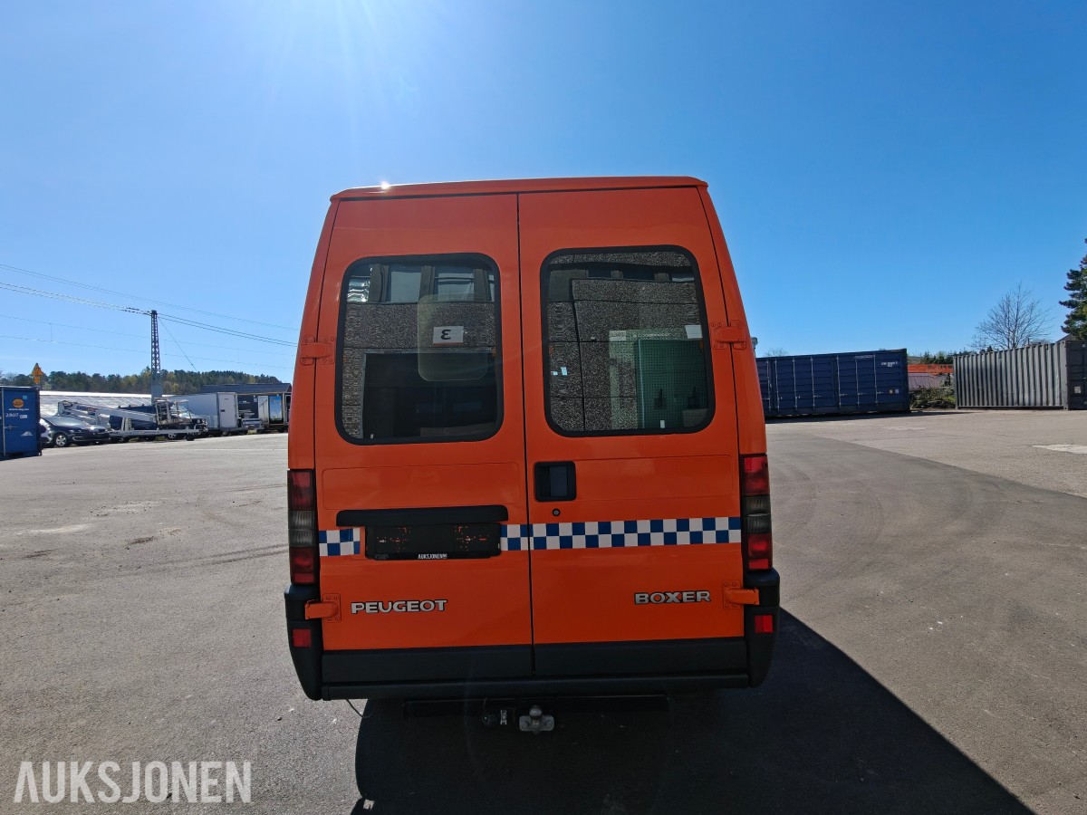 1999 Peugeot varebil med kun 14.614 km