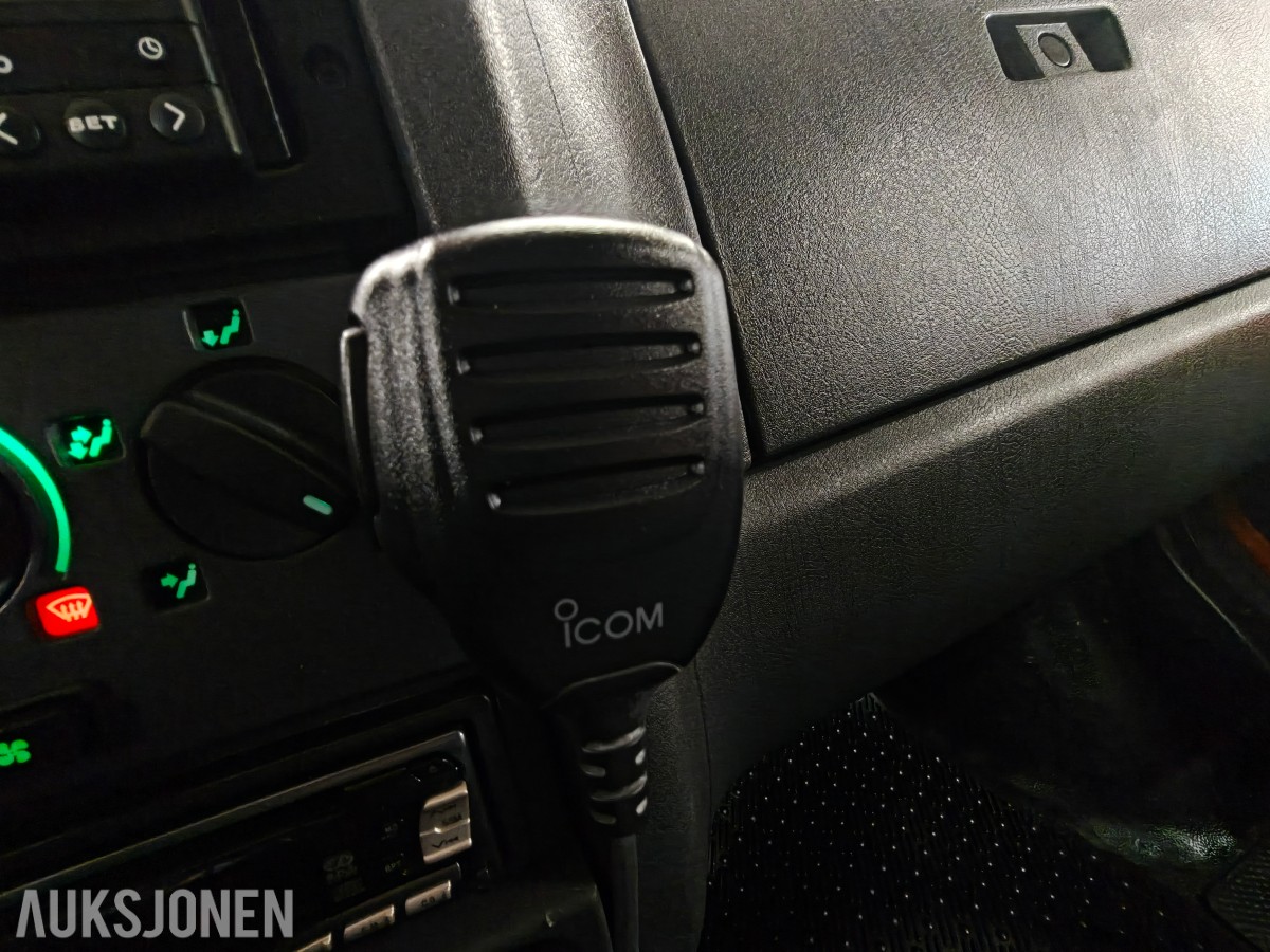 1999 Peugeot varebil med kun 14.614 km