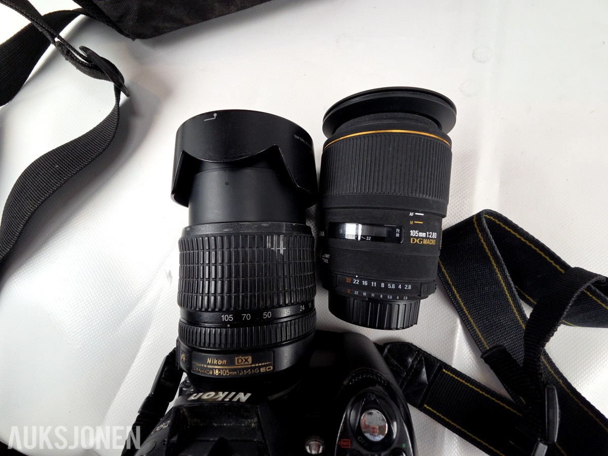 Nikon D90 speilreflekskamera med 18-105mm VR og Sigma 105mm Macro