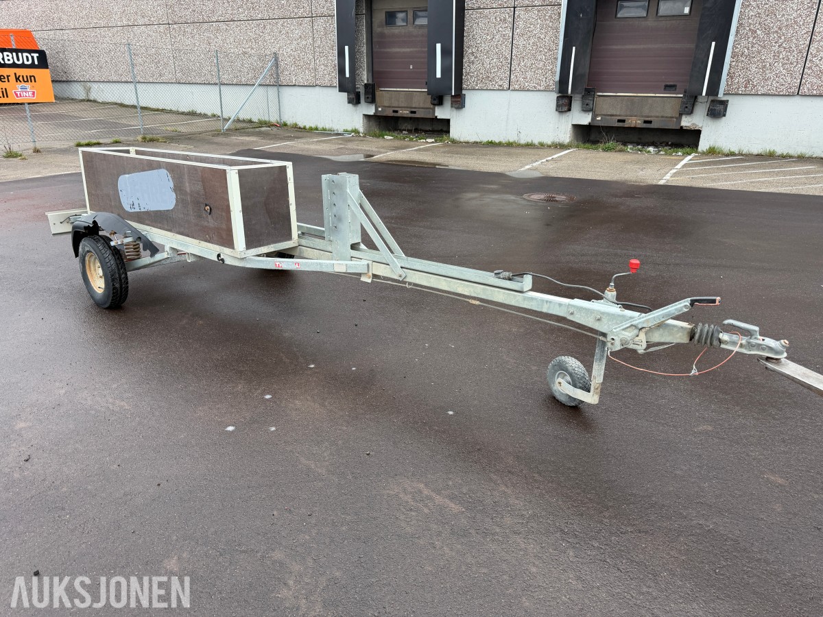 2013 TILHENGER - TREDAL T-75-BOR