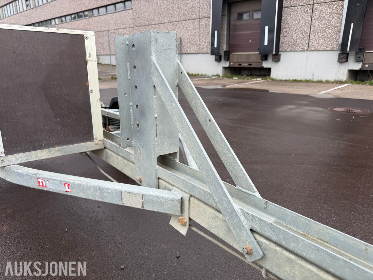 2013 TILHENGER - TREDAL T-75-BOR