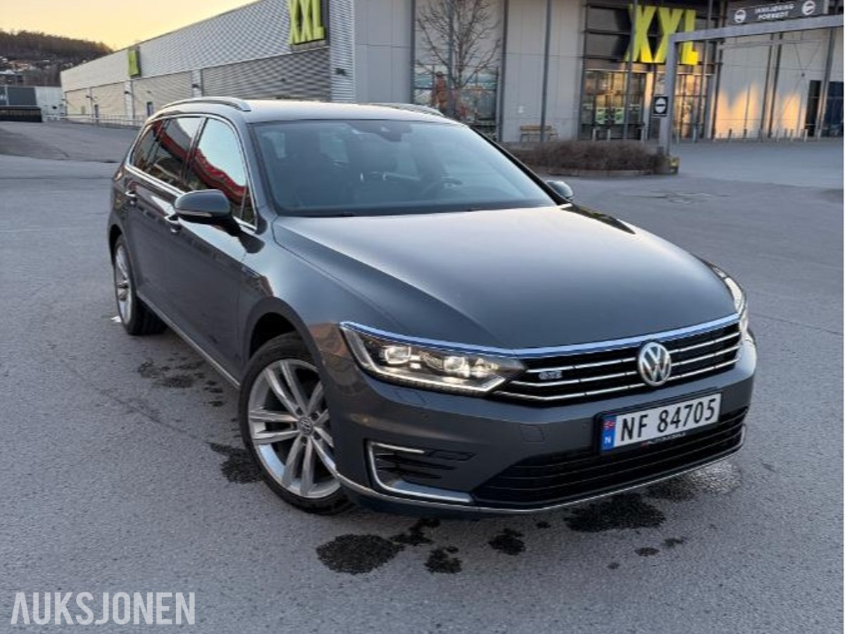 2017 Volkswagen Passat 1.4 TSI 272hk DSG Adaptiv CruisekontrollLED-lys